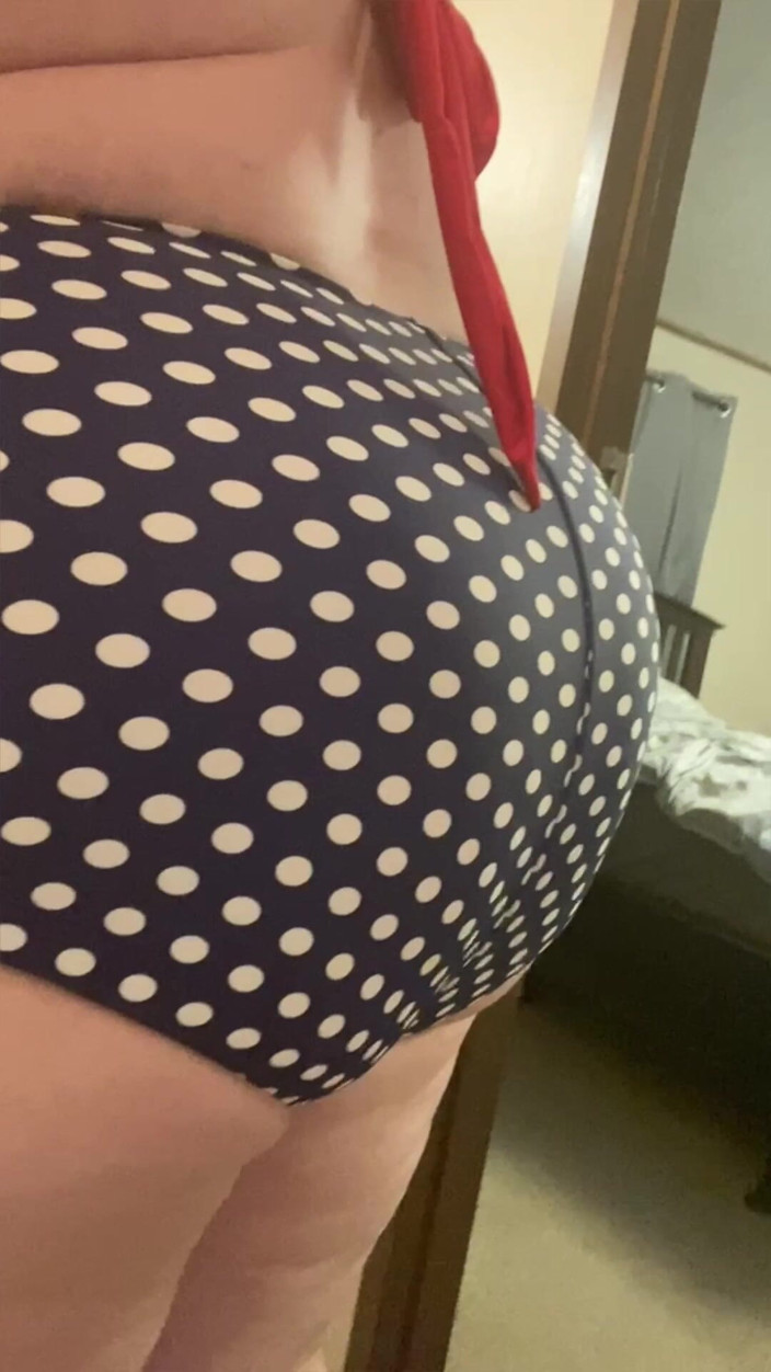 BellaBlast: Fart Compilation 2