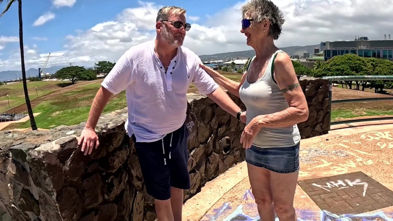 FromThisNight: Acabo de conocer a este visitante a Hawaii - y aquí...