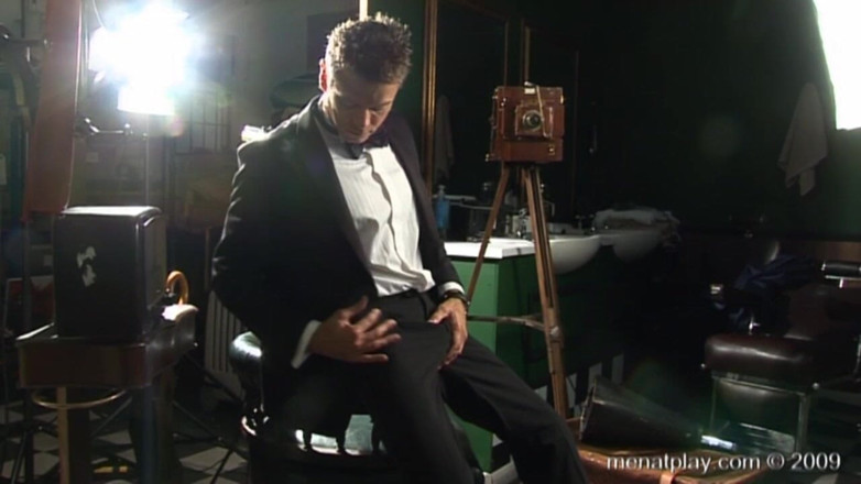 MenAtPlay: Nathan Lewis' Solo