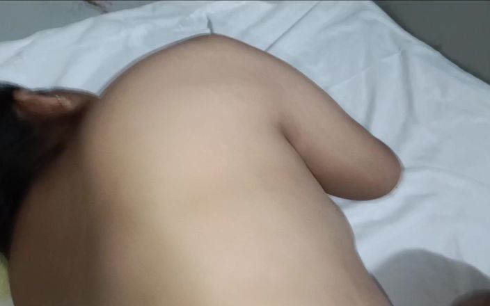 Vamika: Bạn gái điên cuồng từ Tamil đã bị bạn trai của cô ấy đụ...