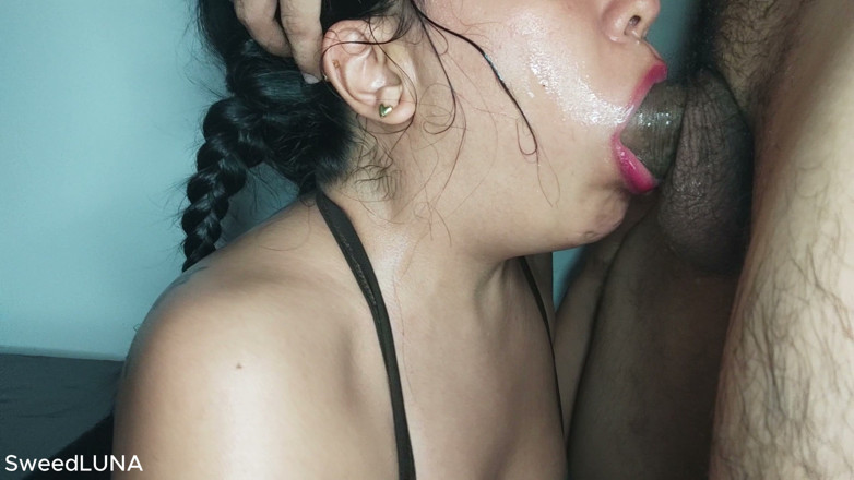 sweedLUNA: Brunette Gets Double Cumshot in the Throat -sweedluna
