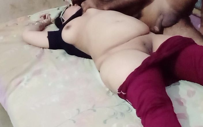 Sexy Yasmeen blue underwear: Adam ve kadın çok eğleniyor