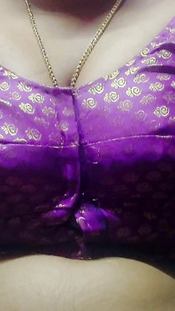 Indiana dona de casa Mohini tia sexo