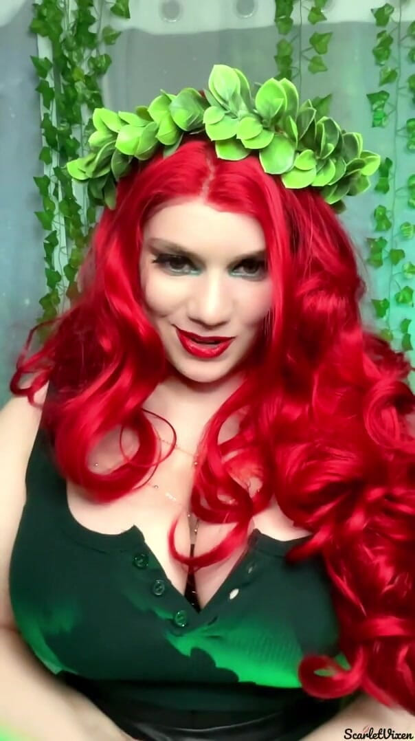 Scarlet Vixen: The Birth of Poison Ivy