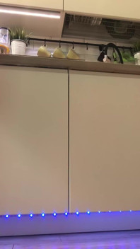 Masak bugil di dapur. 31932