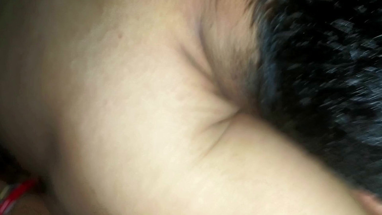 Popmini: インドのデシ・タミルのおばさん、カウガールでのホットなロマンチックセックスと69体位で真夜中の中出された膣