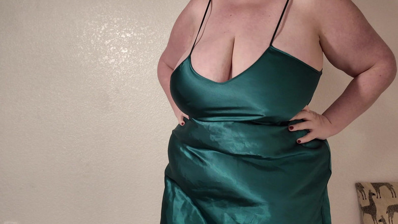 cutejayne: सौतेली मम्मी आपका लंड चूसती है ताकि आप फिल्म बनाना बंद कर दें