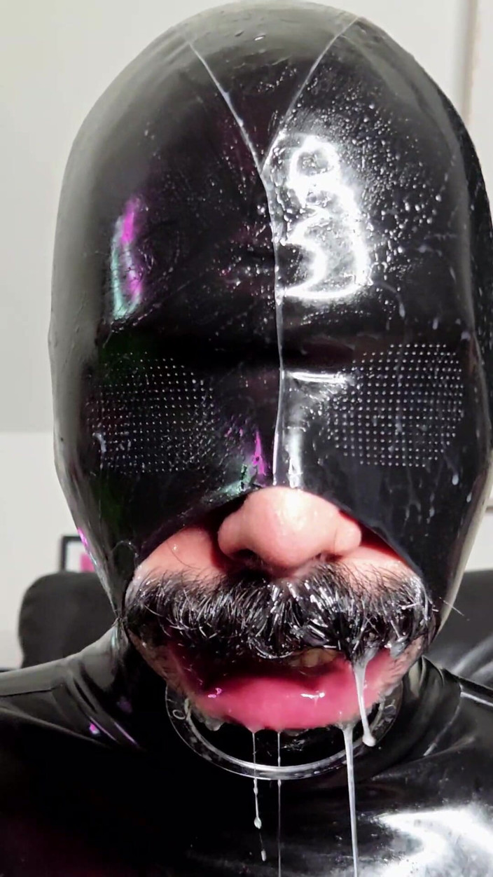 LeonChevalier: Wet Rubber