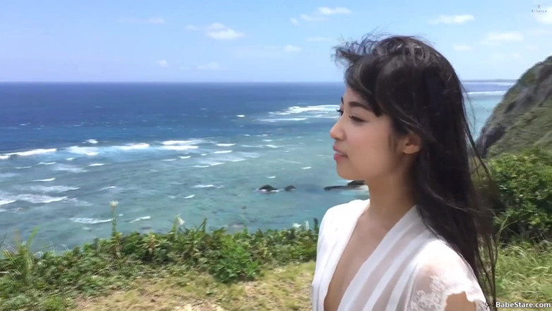 Babe Stare: Ein paar sexy asiatinnen zeigen ihren körper