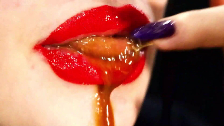 Goddess Misha Goldy: Compilation de rouges à lèvres et taquinage de lèvres ! 50$ au lieu...