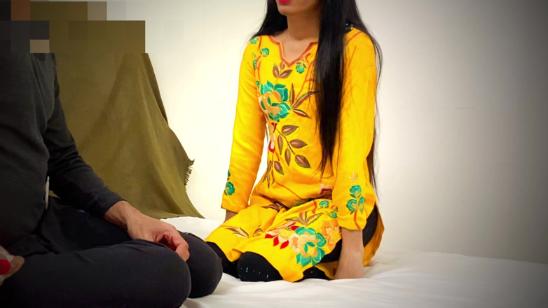 Desifilmy45: Indian Punjabi Stepmom Fucked Full Story with Clear Audio