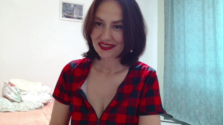 ANGELA_LADY: Tocar suavemente tetas y gemidos llevó a la milf al...