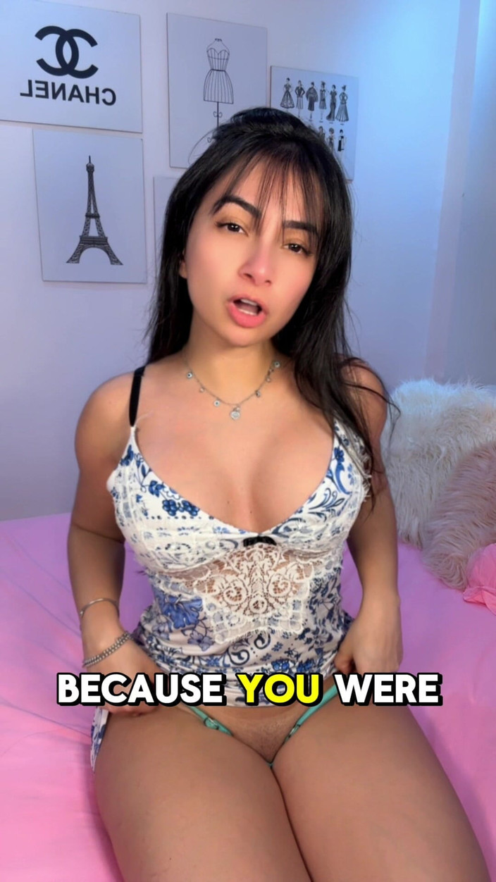 Emanuelly Raquel: Veneración del Fetiche Friday Doome Hot Foot