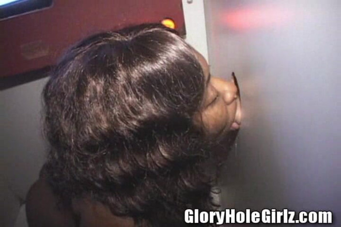 Glory Hole Girlz: Sâni drăguți aparat dentar curva neagră suge pule curva spermă...