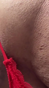 ¿Me veo bien en rojo? ¿Lo suficientemente bueno para comer?