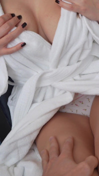 Minha Ex Peituda Traiu Meu Marido Comigo - Hottiestwo