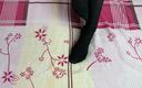 Gloria Gimson: Concurso de fetiche de pé solo em meias pretas de...