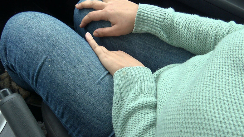 Souzan Halabi: O fată algeriană face sex cu un bărbat mai în vârstă în...