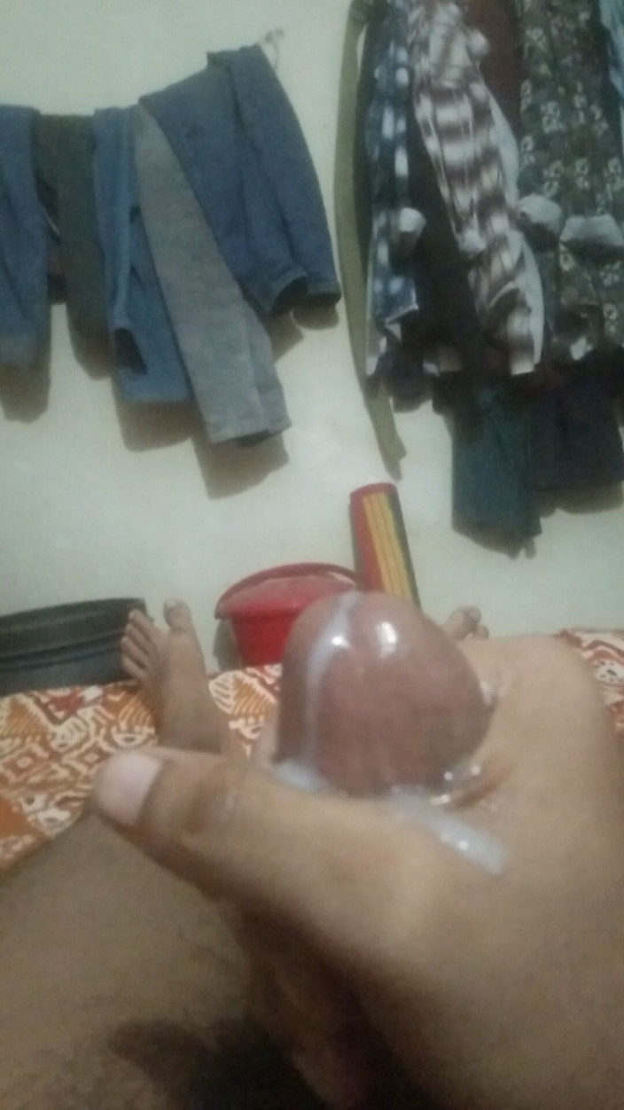 Viral_tiktokar: I Really Wanted to, so I Put Oil on My...