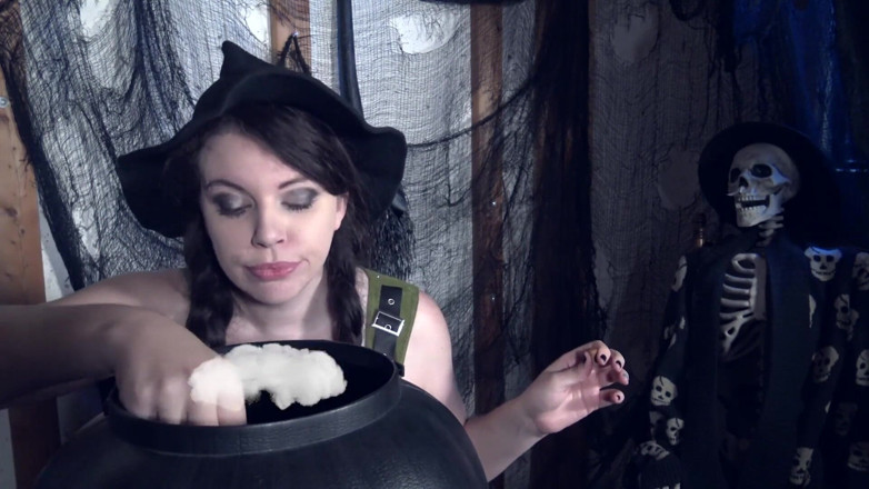 Lovely Lilith: Cerveja da bruxa