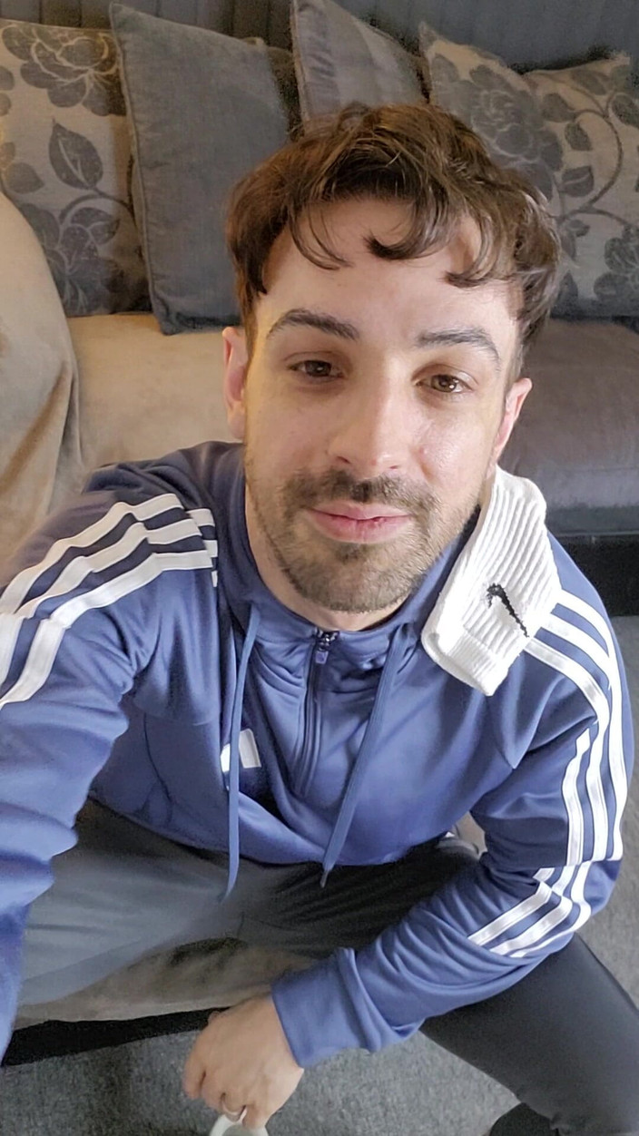 Twotwinkhusbands: Scally Lad Rowan Uctívání nohou