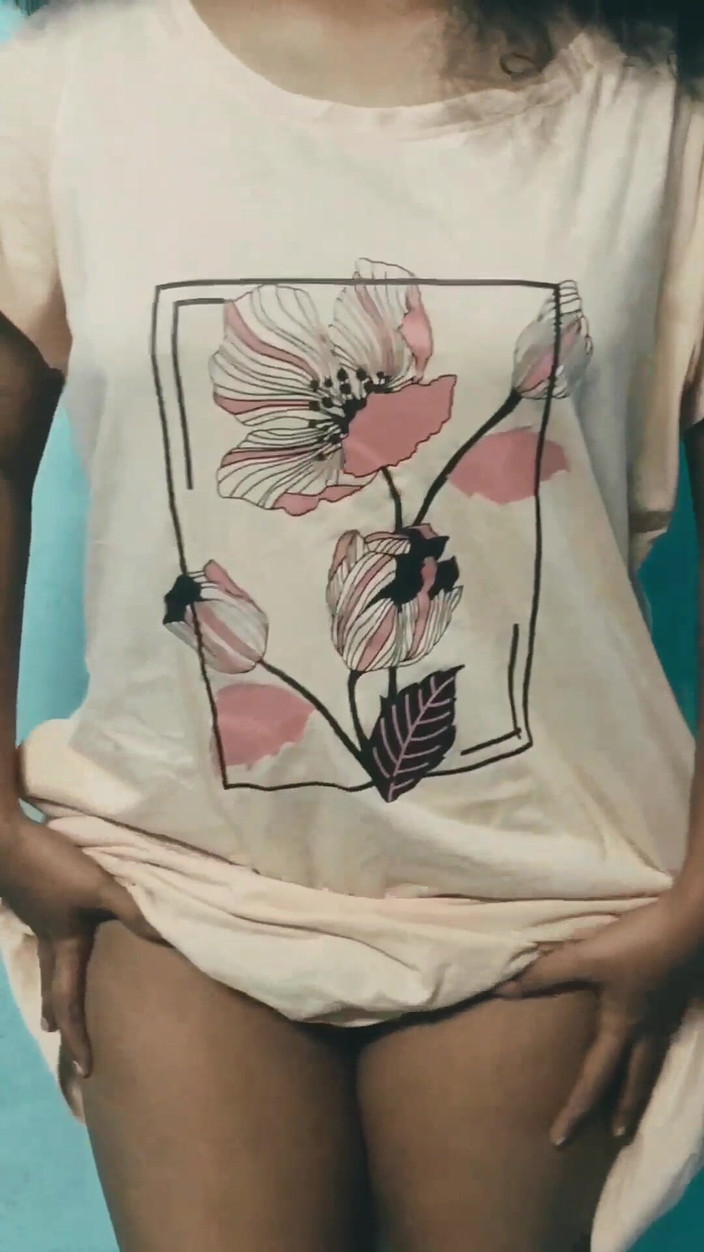 Hiyan: Desi młoda dziewczyna uprawia seks ze swoim przyrodnim bratem, gdy...