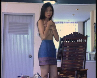 YOUR FIRST PORN: Schuechterne Asiatin Mit Taschenlampe - femeie asiatică timidă cu lanternă Softclip