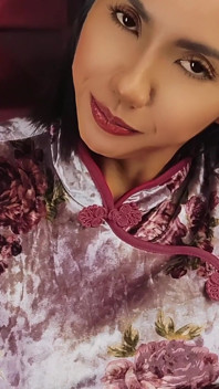 Slutty Asian Outfit Try-on