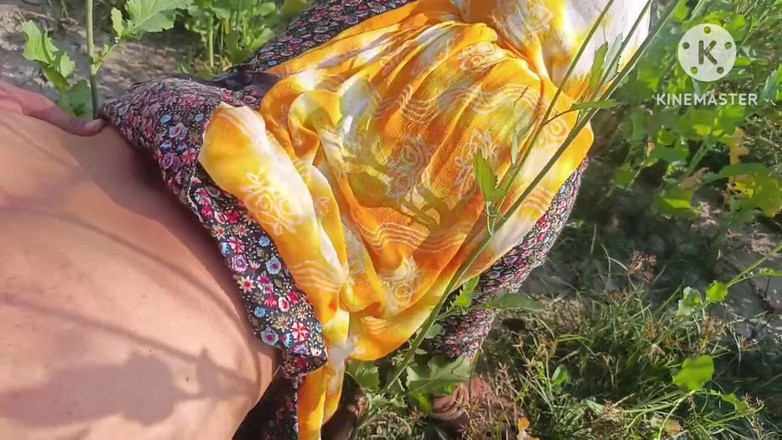 Savita5343: 村德西哥在芥末田地里被后入。户外性爱德西哥与小白