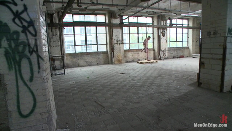 Men on Edge: 핫한 독일 고기