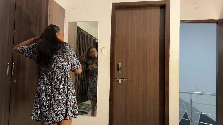 Next short: Indické dívky virální s přítelem skutečný sex doma