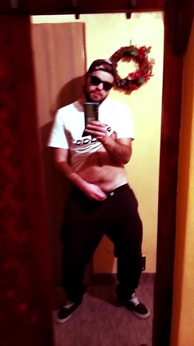 Play Inmirror at Home (Jerkoff lover)