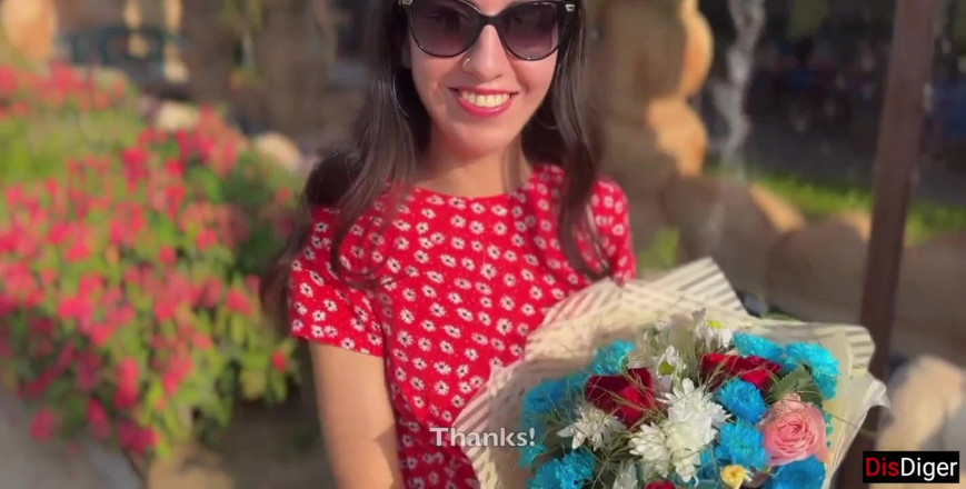 Dis Diger: I Read Poems and Gave Flowers - and Youre a Beauty,...