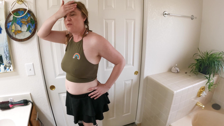 Erin Electra: Mijn stiefbroer ontdekte dat ik lesbisch was! dus ik liet...