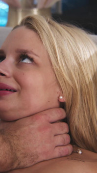 8kteens - Naomi ama pau em seus buracos!