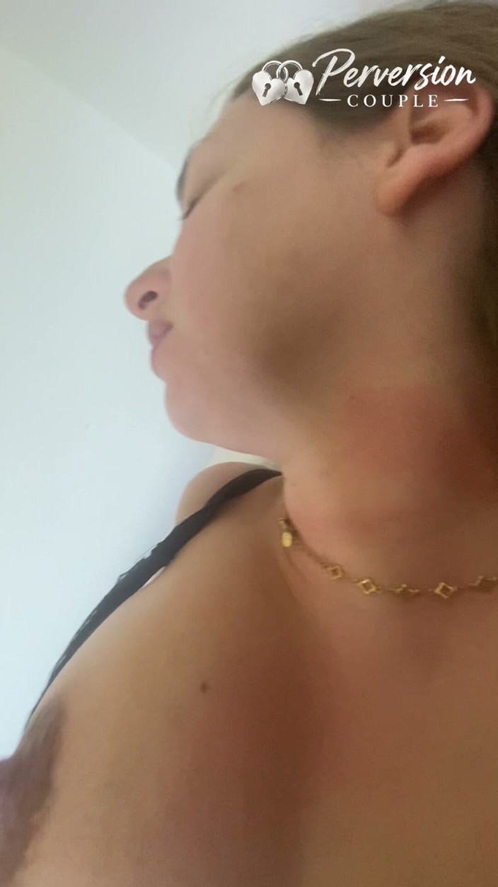 PerversionCouple: M-am jucat cu pula mea, iar sora mea vitregă nu...