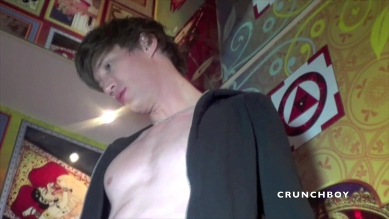 Crunch Boy: Sexy french twink used by the big cock of Calixte