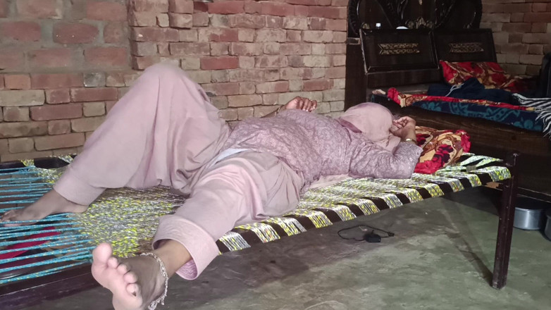 Bhabhi UP: Hidup saya tiada di rumah hari ini, hanya berikan hari...
