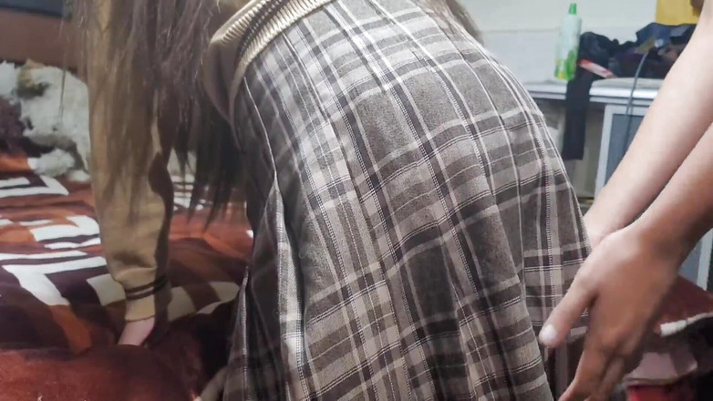 Astrid Cute: Des étudiants baisent ! Nous faisions des études et nous ne supportions pas...