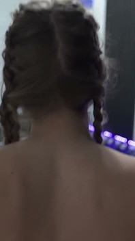 Fitnessstudio pOV - Trainer fickt nach dem training meine haarige muschi