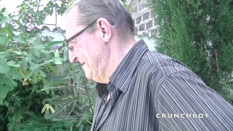 Viktor ROM by Crunchboy: ニックは公共の庭でViktor Romによってbarebakcj犯さ