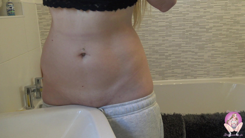 Brea Rose: Seluar Jeans kendur