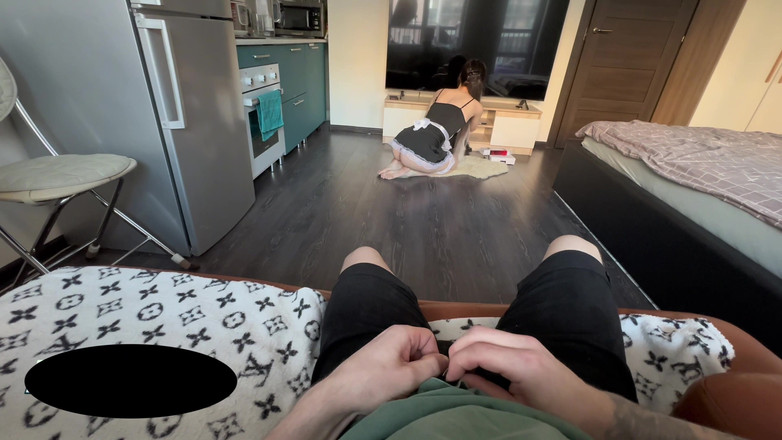 HannahKim: Saya suka pengurus rumah tangga dan mereka akan menertibkan semuanya...