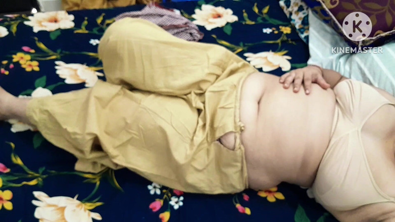 Salmaan001: Seksi ateşli masi Hintçe sert istiyor