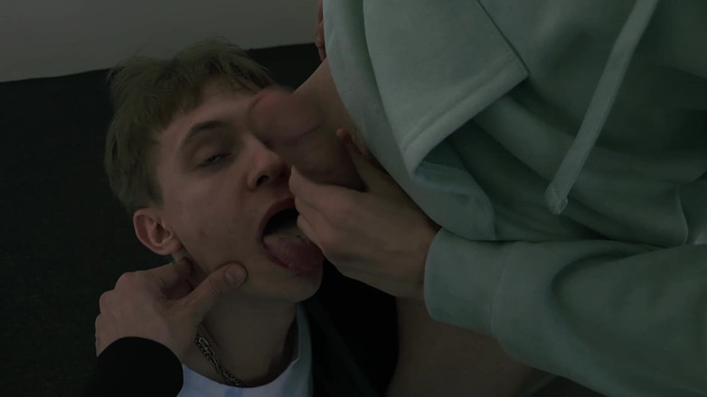 Ethan Lestray: Fodendo o cu apertado de um gêmeo com um pau...
