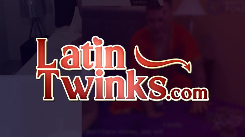 Latin Twinks: Marco Samuel zaspokaja swoje pragnienie seksu oralnego w intensywną noc...
