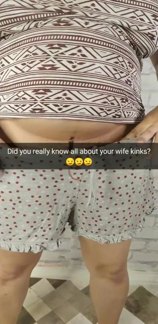 Milky Mari: Pregnant hotwife snaps cuckold captions! - Milky Mari