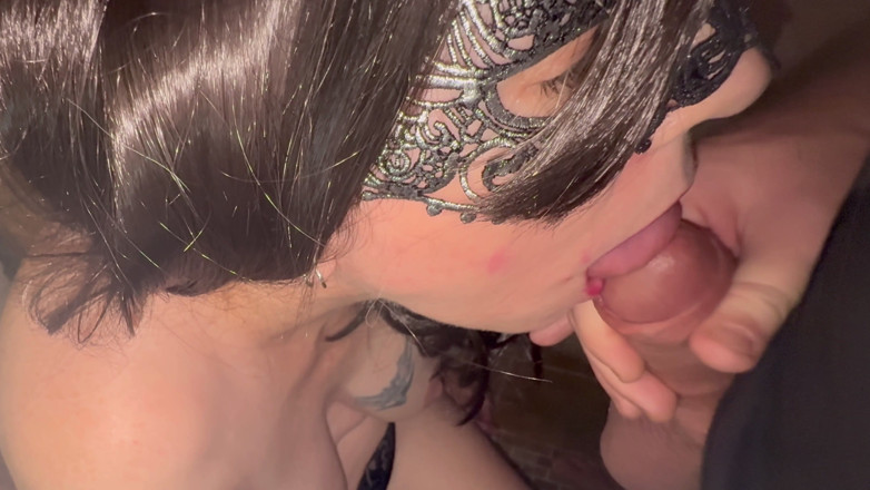 Tiana Skyy: Amateur Wife Gives Head and Eats Cum