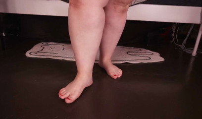 AssGives: I Walk Barefoot