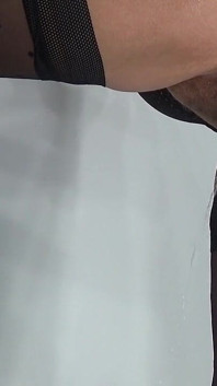 em bé trong nylon